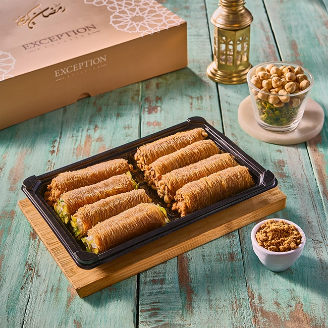 a-box-of-kunafa-fingers-8-pcs-4OS0101103-27-1