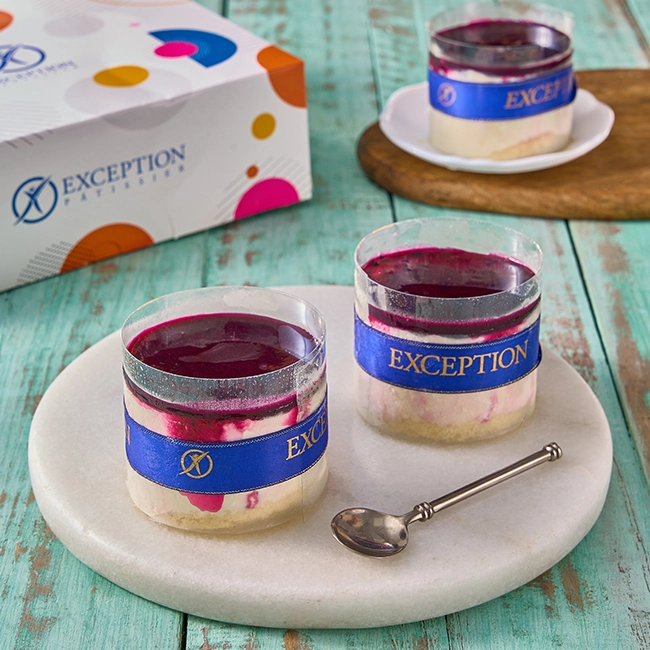 blueberry-yogurt-ice-cream-piece-4IC0203101-97