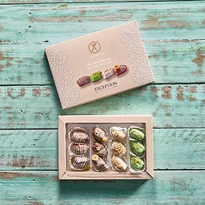 box-of-mixed-dates-with-nuts12-pcs-4CH0101315-41-copy