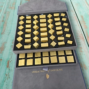 box-of-premium-natural-chocolates-87-pieces-4CH0202158-218