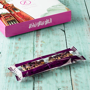 halawet-el-mouled-pistachio-slices-2-pieces-4MO0111005-57-copy