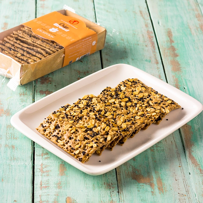 oatmeal-and-black-seed-crackers-kraft-packet-4BK0703107-167-1