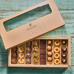 special-petit-four-large-box-4BF0403105-%D8%A8%D9%8A%D8%AA%D9%8A-%D9%81%D9%88%D8%B1-%D8%B3%D8%A8%D9%8A%D8%B4%D8%A7%D9%84-%D9%83%D8%A8%D9%8A%D8%B1-copy
