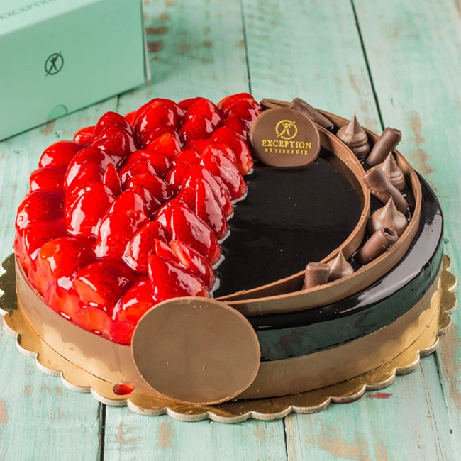 half-strawberry-chocolate-cake-size-24cm-4WD0305128-184